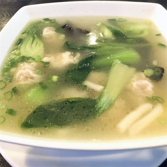 Pork Wonton Soup 鲜肉云吞汤